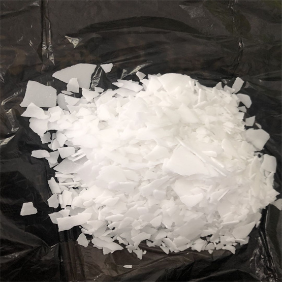 90% POTASSIUM HYDROXIDE FLAKES   (KOH 